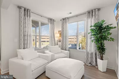 4901 Longmire Way, Chantilly, VA 20151 - Photo 8