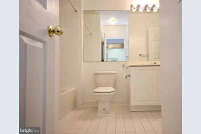 7000 Falls Reach Drive #110, Falls Church, VA 22043 - Photo 16