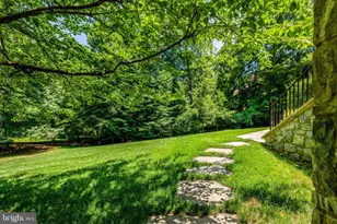 870 Alvermar Ridge Dr, McLean, VA 22102 - Photo 24