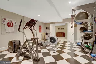 870 Alvermar Ridge Dr, McLean, VA 22102 - Photo 20