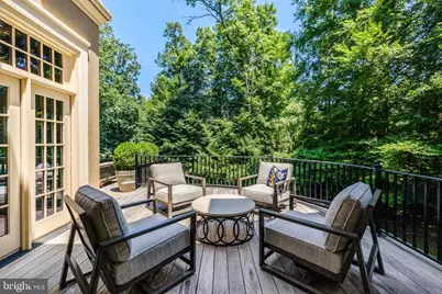 870 Alvermar Ridge Drive, McLean, VA 22102 - Photo 22