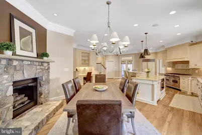 870 Alvermar Ridge Drive, McLean, VA 22102 - Photo 8