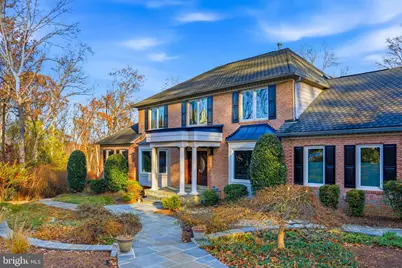 2007 Spring Branch Drive, Vienna, VA 22181 - Photo 2