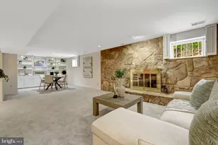 8801 Lynnhurst Dr, Fairfax, VA 22031 - Photo 48