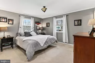 7217 Galgate Dr, Springfield, VA 22153 - Photo 24