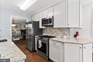 7217 Galgate Dr, Springfield, VA 22153 - Photo 18
