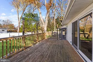 2002 Shenandoah Rd, Alexandria, VA 22308 - Photo 10