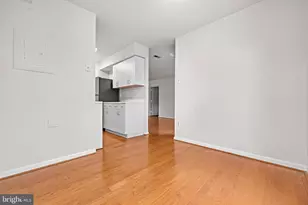 11200 Chestnut Grove Square, Reston, VA 20190 - Photo 20