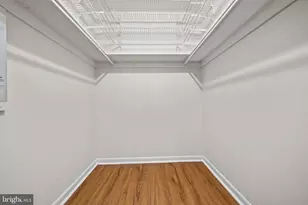 11200 Chestnut Grove Square, Reston, VA 20190 - Photo 32