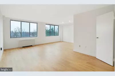 6621 Wakefield Drive #418, Alexandria, VA 22307 - Photo 4