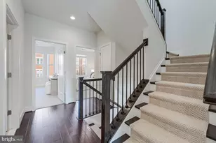 11695 Sunrise Square Pl, Reston, VA 20191 - Photo 34