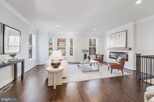 11695 Sunrise Square Pl, Reston, VA 20191 - Photo 18