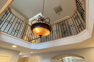 10701 Sycamore Springs Ln, Great Falls, VA 22066 - Photo 6