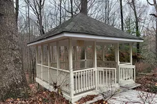 10701 Sycamore Springs Ln, Great Falls, VA 22066 - Photo 24