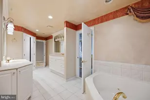 10701 Sycamore Springs Ln, Great Falls, VA 22066 - Photo 70