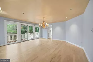 10701 Sycamore Springs Ln, Great Falls, VA 22066 - Photo 54