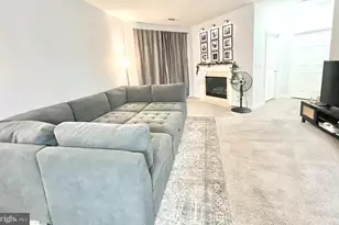 12911 Alton Square, Herndon, VA 20170 - Photo 6