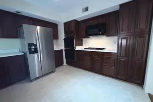 2104 Patty Ln, Vienna, VA 22182 - Photo 8