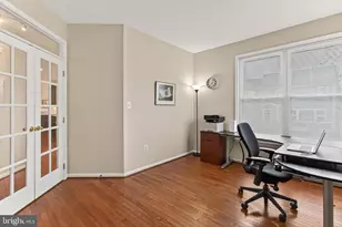 7736 White Willow Ct, Springfield, VA 22153 - Photo 34