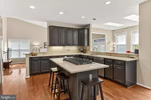 7736 White Willow Ct, Springfield, VA 22153 - Photo 20