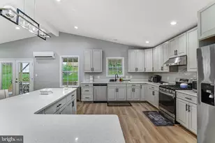 7727 Kalorama Rd, Annandale, VA 22003 - Photo 28