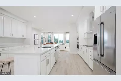 13740 Aviation Place, Herndon, VA 20171 - Photo 4