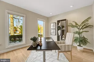 8607 Cherry Dr, Fairfax, VA 22031 - Photo 16