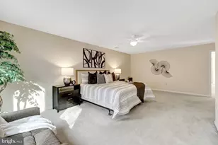 8607 Cherry Dr, Fairfax, VA 22031 - Photo 50