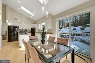 8607 Cherry Dr, Fairfax, VA 22031 - Photo 34