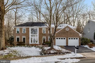 8607 Cherry Drive, Fairfax, VA 22031 - Photo 4