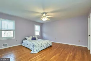 11312 Myrtle Ln, Reston, VA 20191 - Photo 16