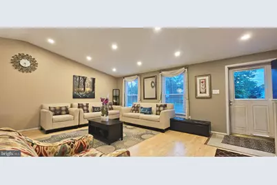 4033 Pickstone Drive, Fairfax, VA 22032 - Photo 2