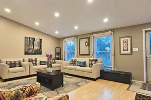 4033 Pickstone Dr, Fairfax, VA 22032 - Photo 2