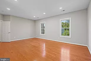 9927 Miles Stone Ct, Vienna, VA 22181 - Photo 24