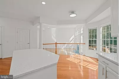 9927 Miles Stone Court, Vienna, VA 22181 - Photo 6