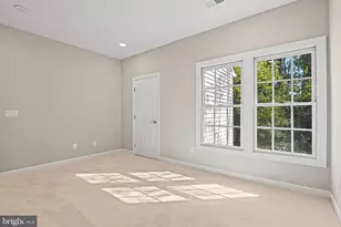 9927 Miles Stone Ct, Vienna, VA 22181 - Photo 44