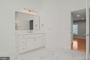 9927 Miles Stone Ct, Vienna, VA 22181 - Photo 34