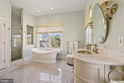 1031 Pine Hill Road, McLean, VA 22101 - Photo 20