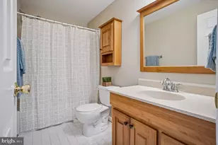 15320 Jordans Journey Dr, Centreville, VA 20120 - Photo 38