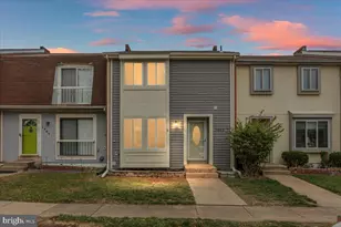 1062 Knight Ln, Herndon, VA 20170 - Photo 1