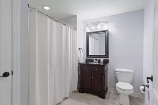 904 Locust St, Herndon, VA 20170 - Photo 52