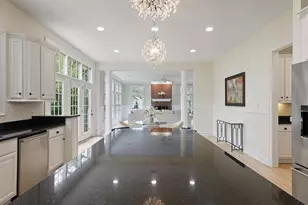 904 Locust St, Herndon, VA 20170 - Photo 18