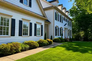 904 Locust St, Herndon, VA 20170 - Photo 2