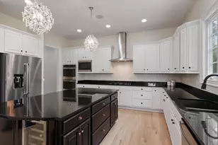 904 Locust St, Herndon, VA 20170 - Photo 14