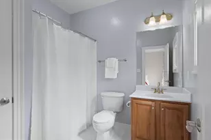 904 Locust St, Herndon, VA 20170 - Photo 36