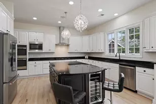 904 Locust St, Herndon, VA 20170 - Photo 12