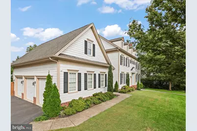 904 Locust Street, Herndon, VA 20170 - Photo 86