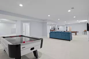 904 Locust St, Herndon, VA 20170 - Photo 50