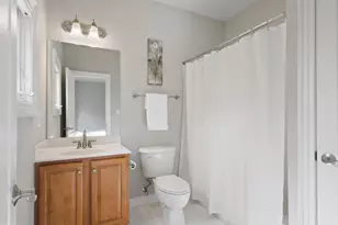 904 Locust St, Herndon, VA 20170 - Photo 36