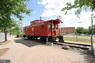 125 Fortnightly Blvd, Herndon, VA 20170 - Photo 56